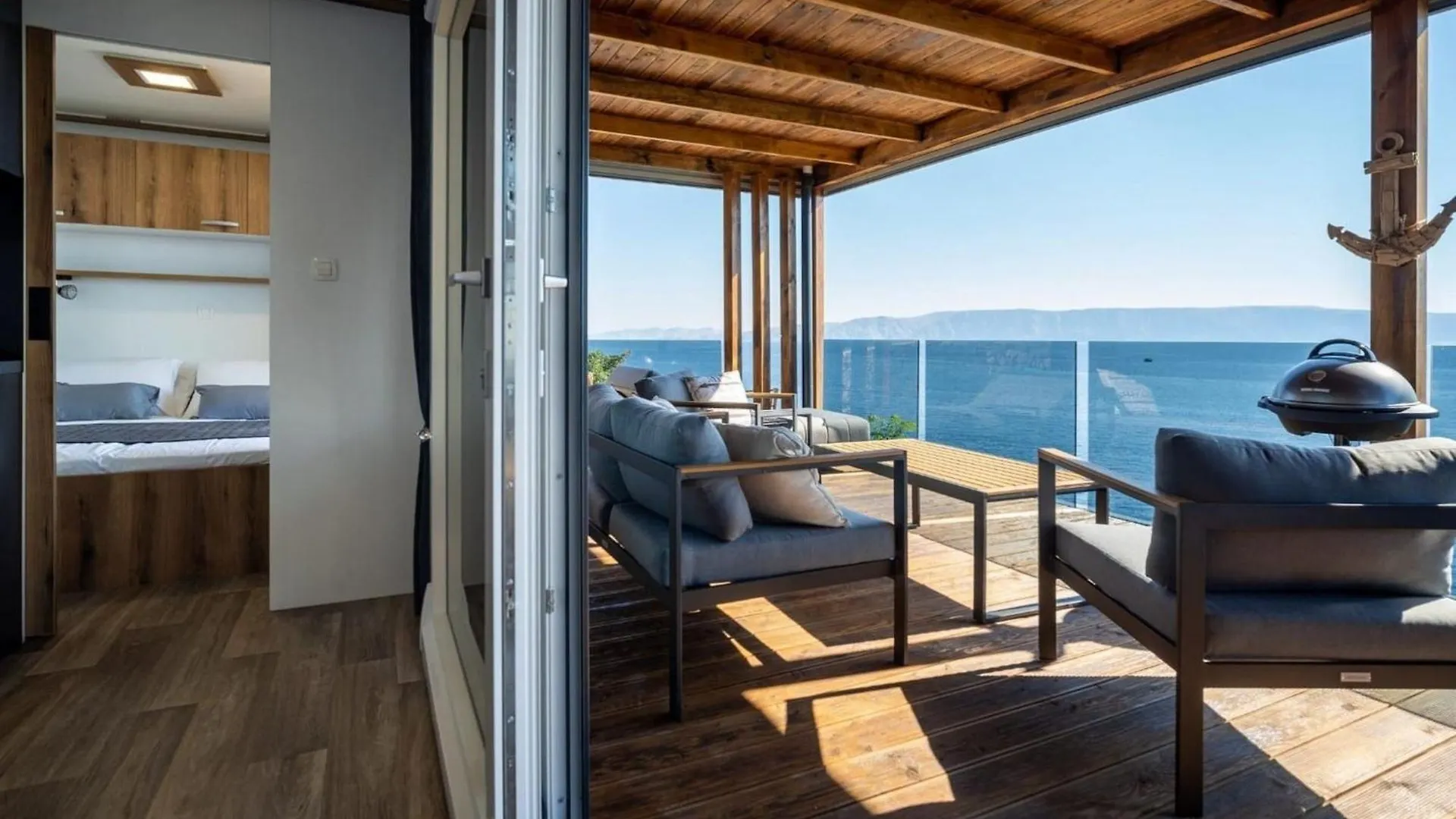 2 Bedroom Holiday Home With Terrace Klenovica